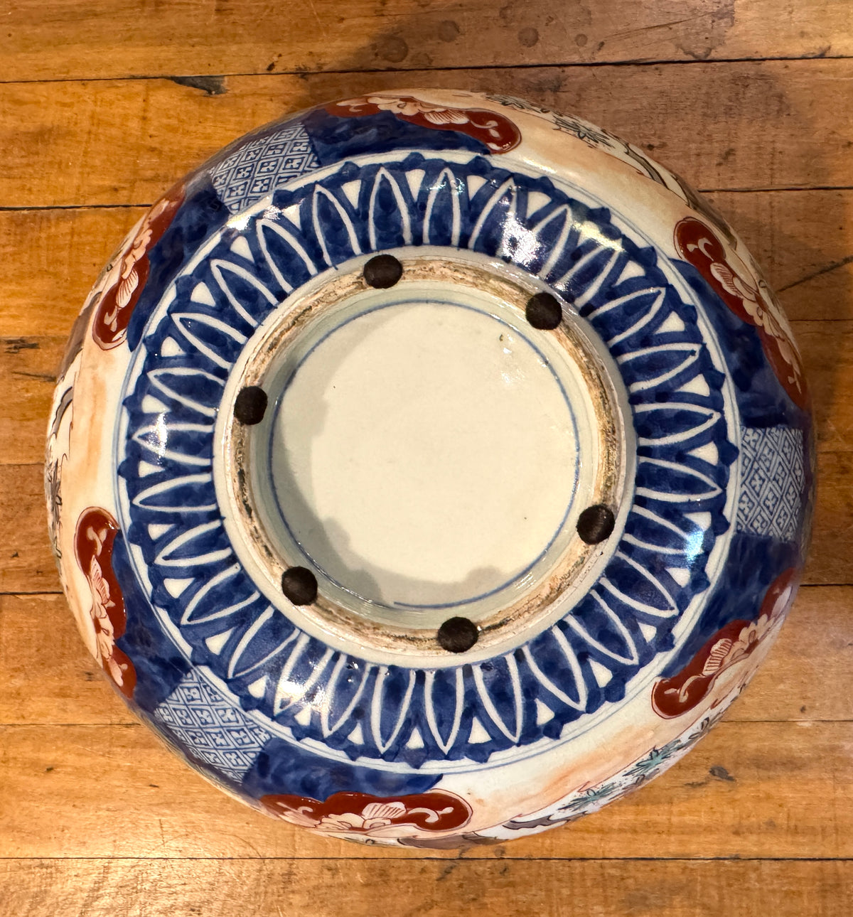 Japanese Imari Center Bowl on Stand