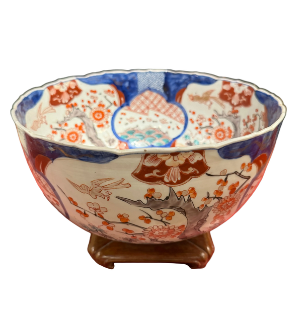 Japanese Imari Center Bowl on Stand