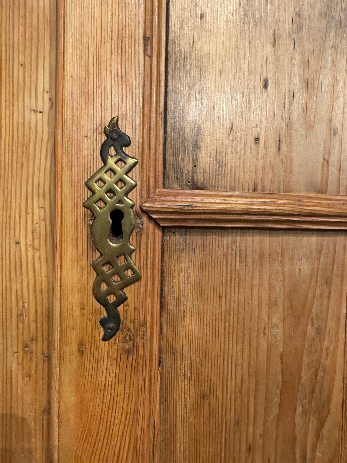 Late 18th Century Welsh Corner Cupboard