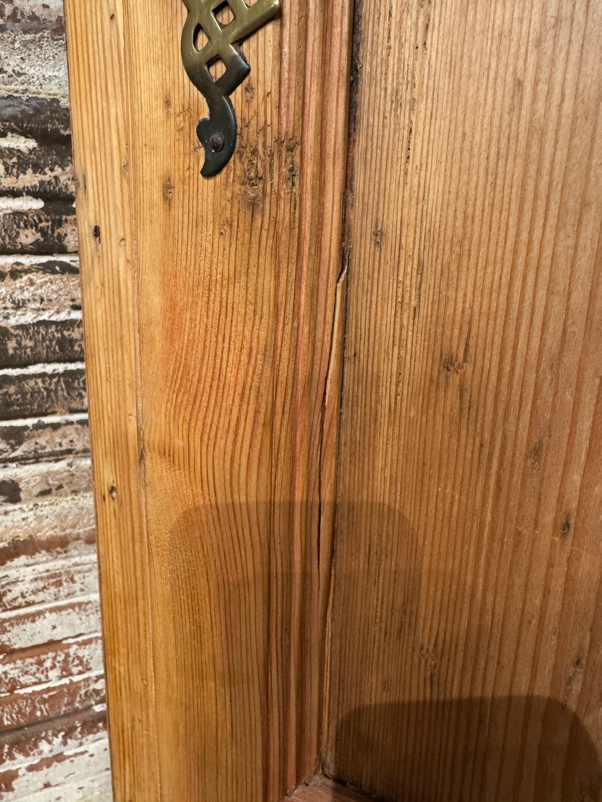 Late 18th Century Welsh Corner Cupboard