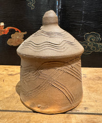 BB Craig Stoneware Birdhouse