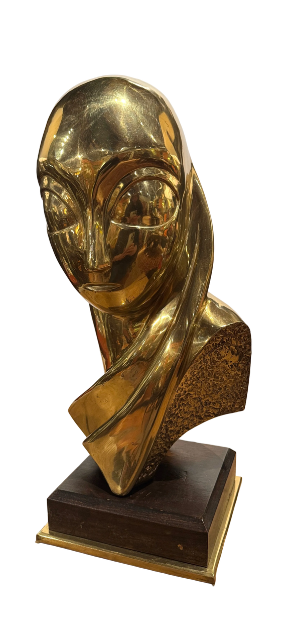 Modernist Bronze Bust In The Manner of Brancusi