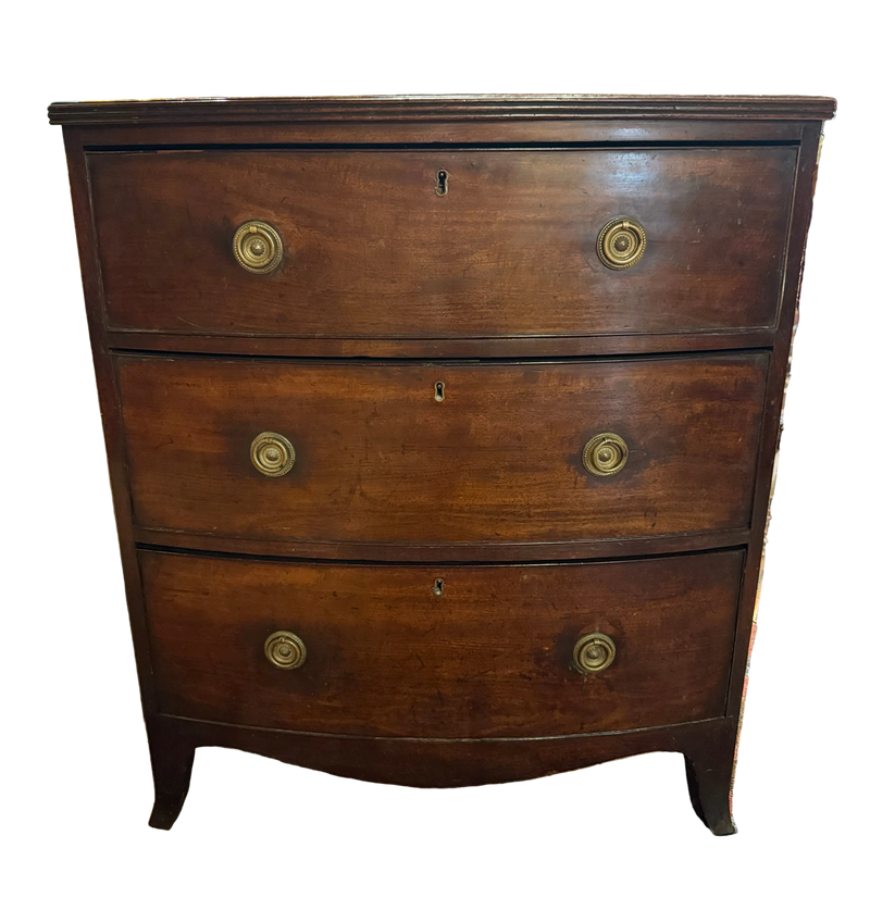 Early 19th Century Georgian Mahogany Bowfront Chest