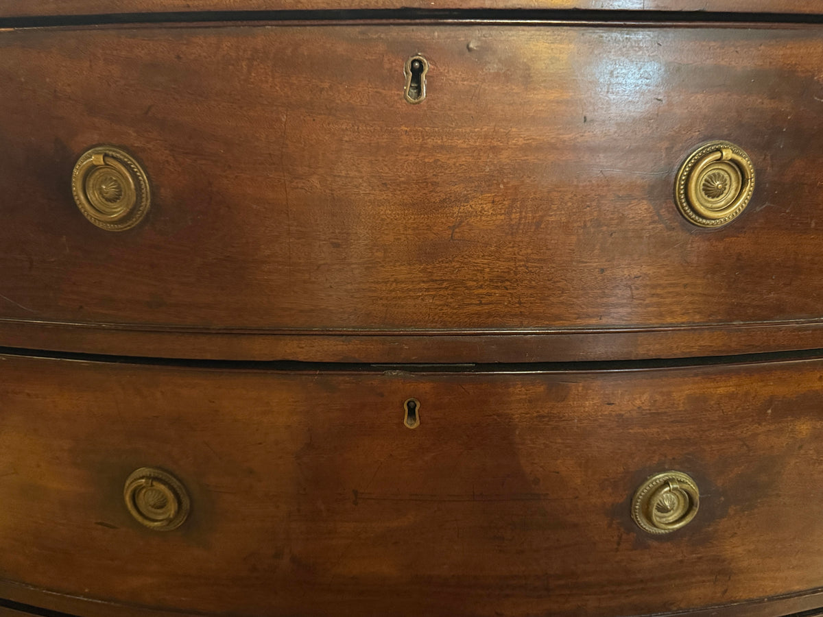 Early 19th Century Georgian Mahogany Bowfront Chest