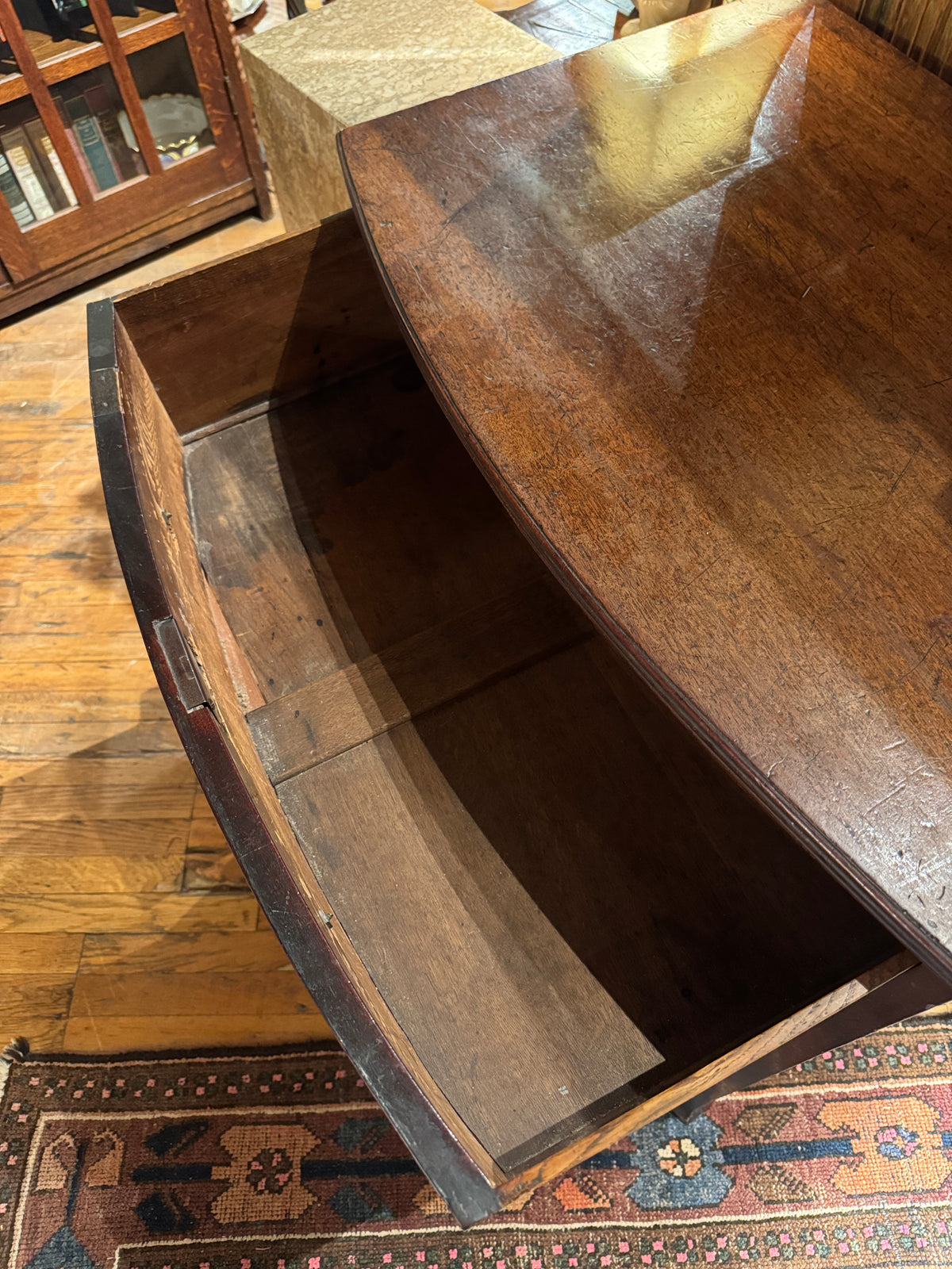 Early 19th Century Georgian Mahogany Bowfront Chest