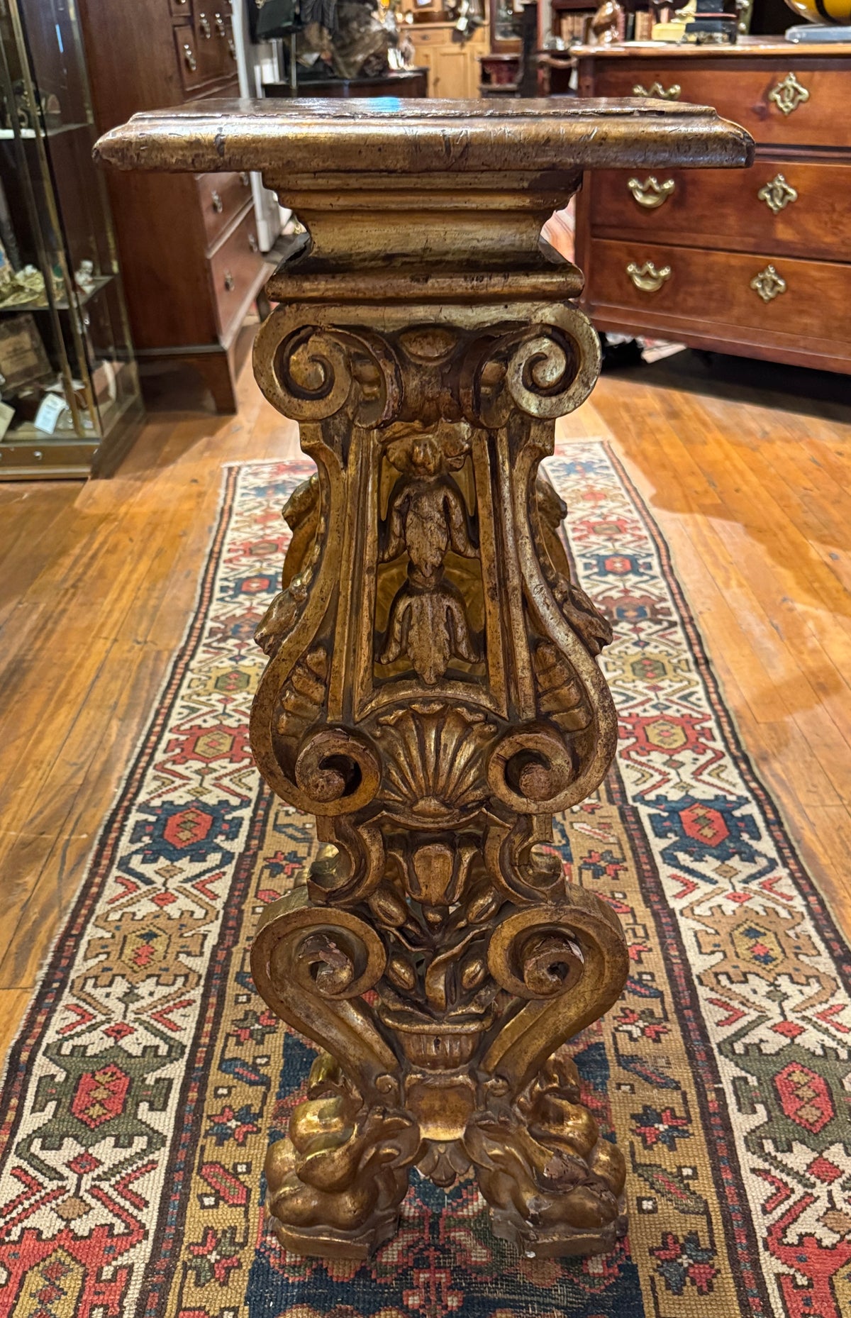 16th Century Italian Giltwood Pedestal