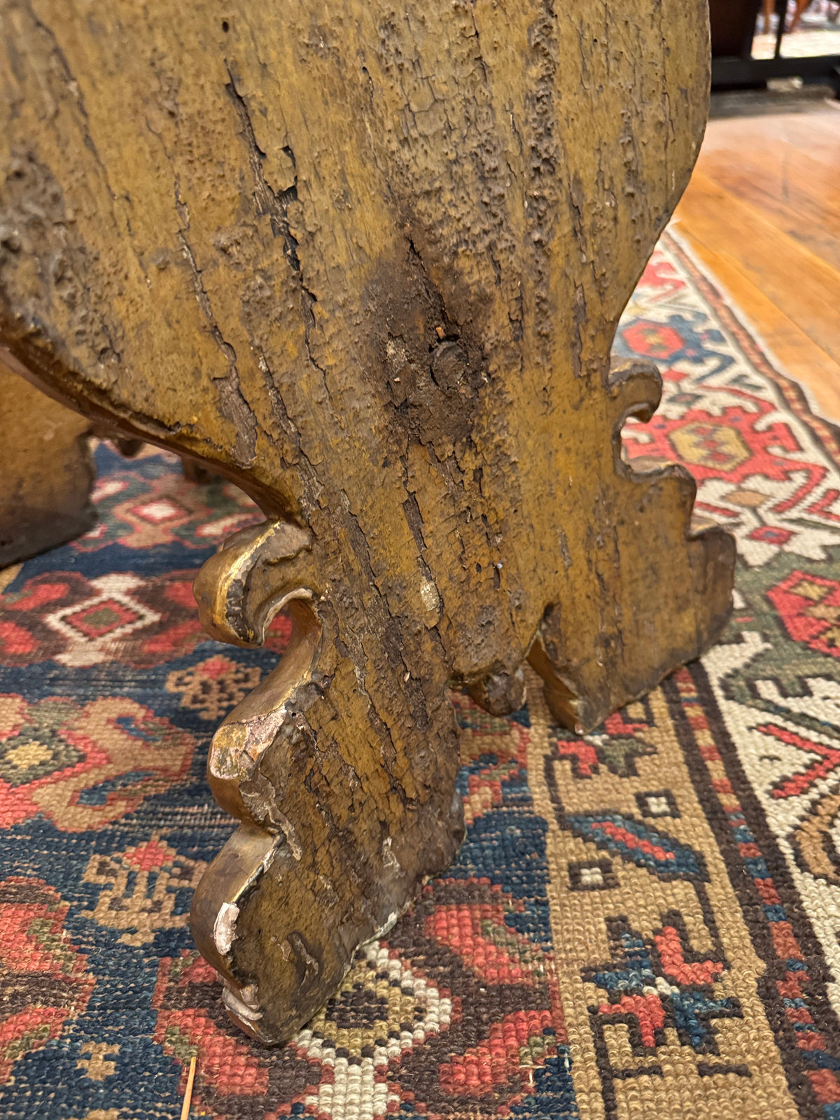 16th Century Italian Giltwood Pedestal