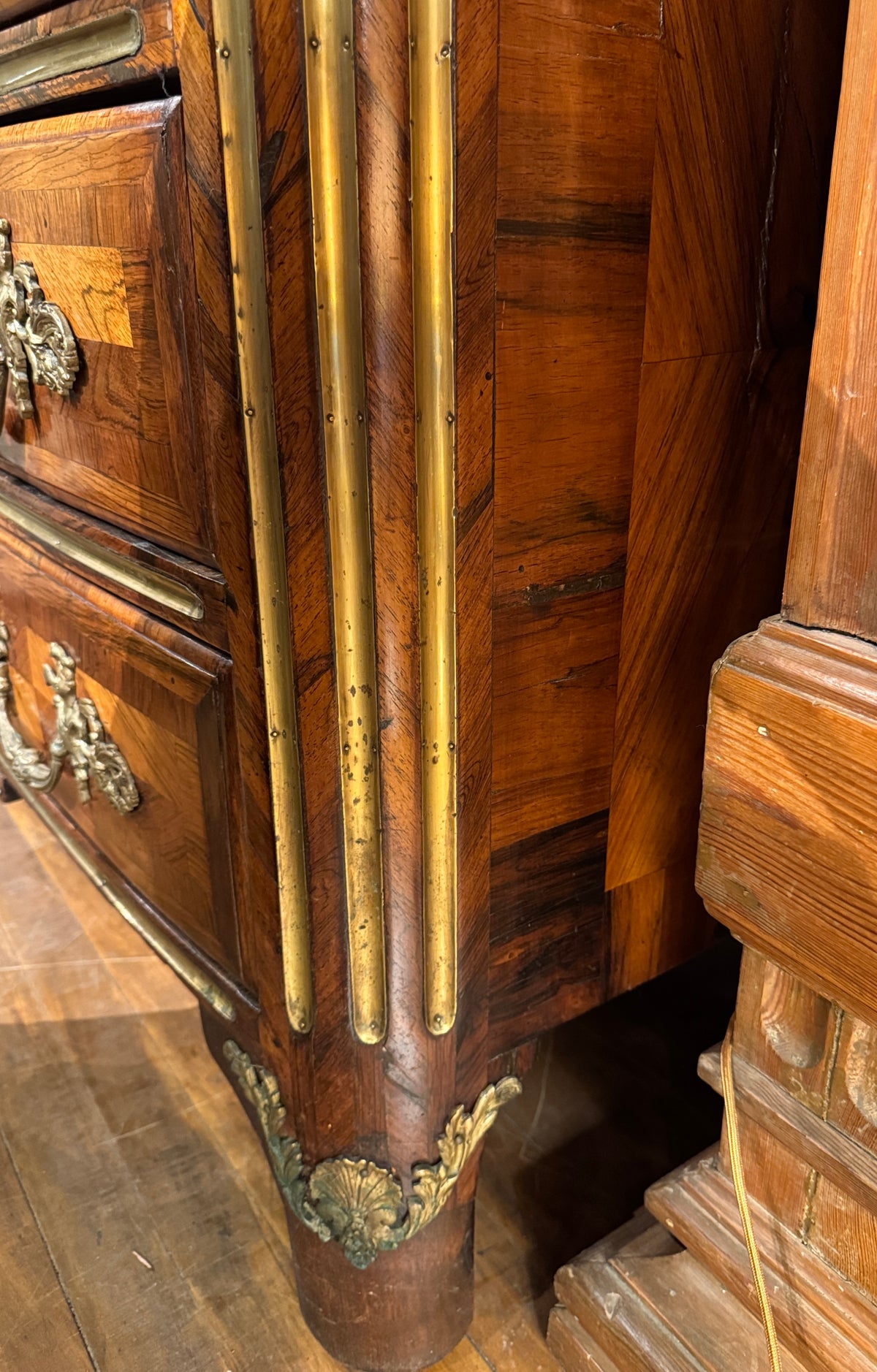 Late 18th Century Inlaid French Commode