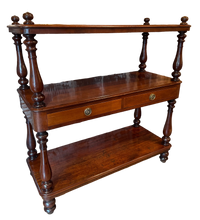 Late 19th Century Edwardian Mahogany 3 Tier Etagere