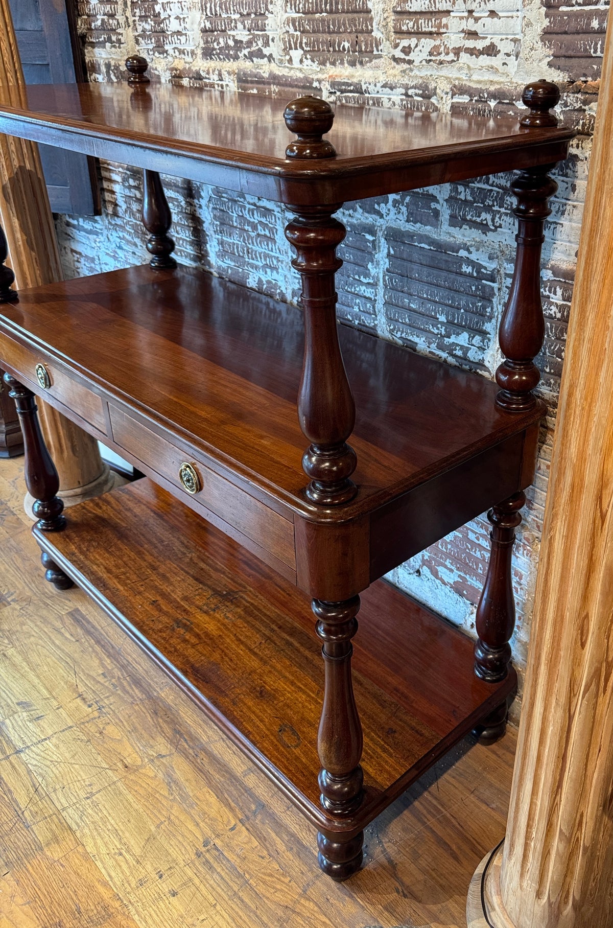 Late 19th Century Edwardian Mahogany 3 Tier Etagere