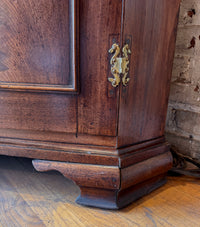 18th Century Chippendale Mahogany Corner Cupboard