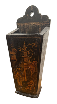19th century English Chinoiserie Hanging Box