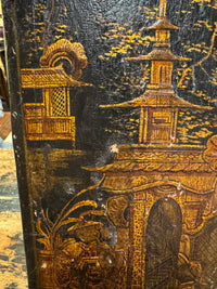 19th century English Chinoiserie Hanging Box